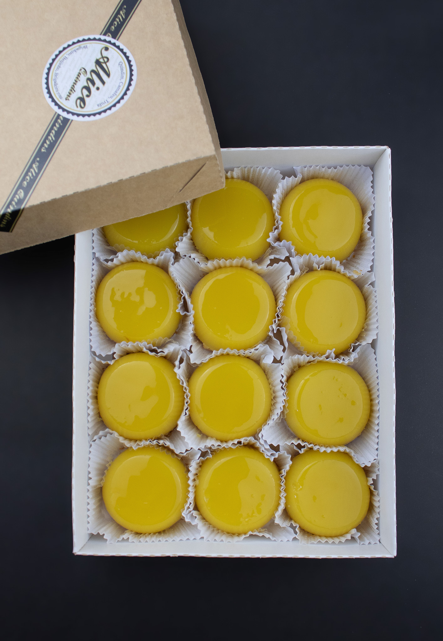 Alice Quindins - Quindim caixa com 12 unidades